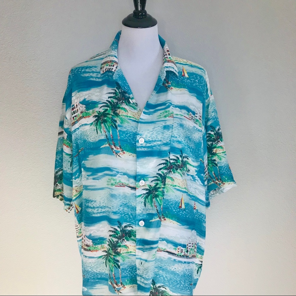 Royale Aloha Shirt - Picture 2 of 4